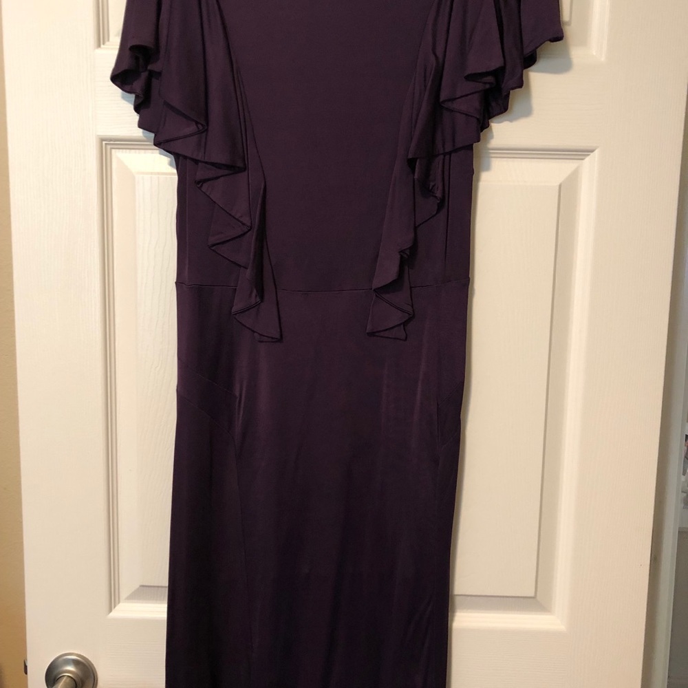 Dress - Picture 2 of 4